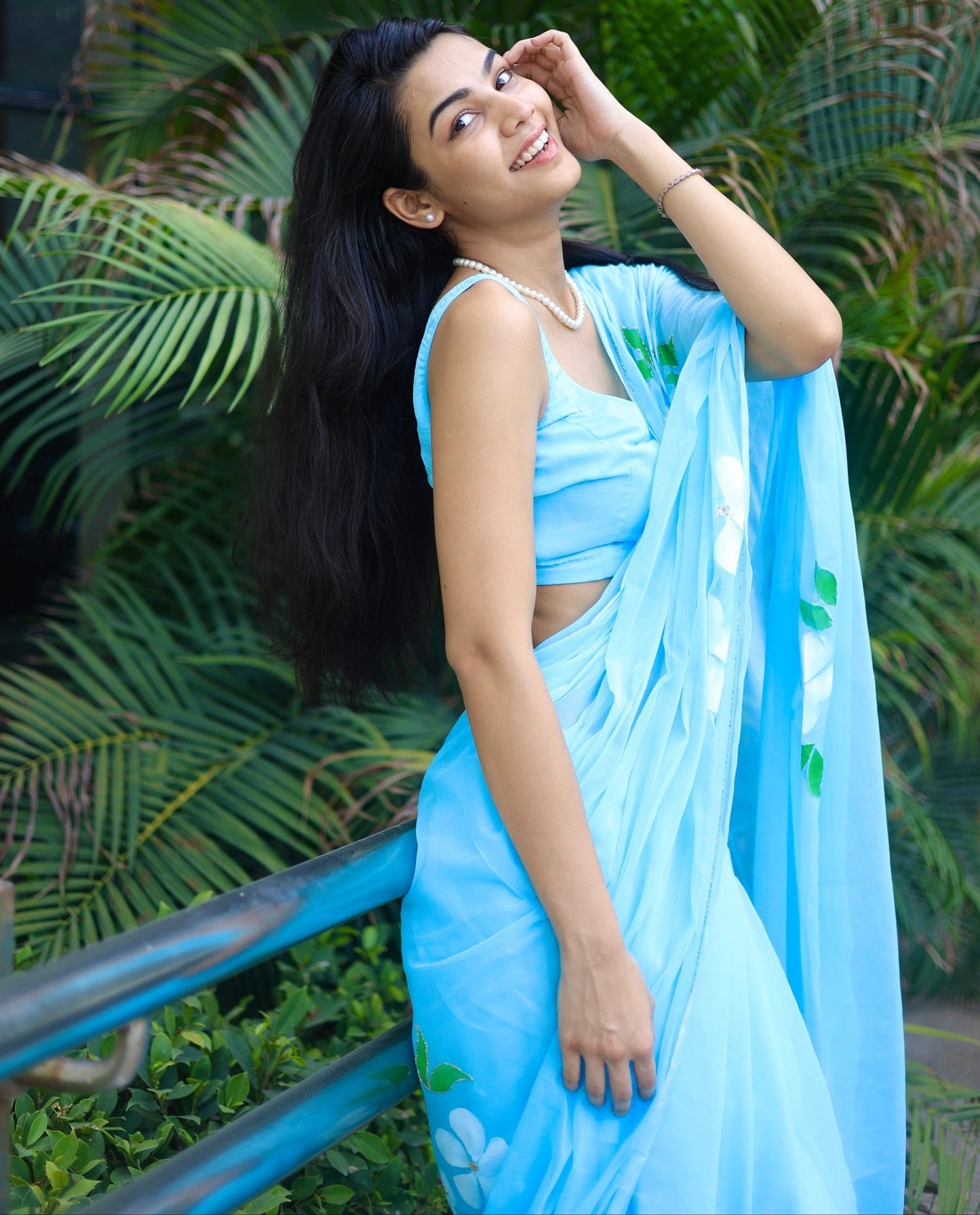 Frozen 🧊 - house of suhiFrozen 🧊SariHouse Of Suhi🩵house of suhi